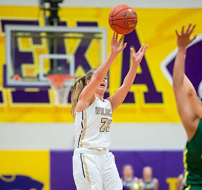 Lisa Rigdon Photos Eureka Wildcats Girls Basketball Vs