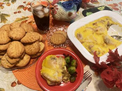 Chicken ‘N’ Stuffing, Kasey’s Peanut Butter Cookies