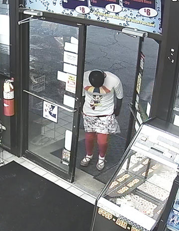Suspect in theft at Arnold Phillips 66