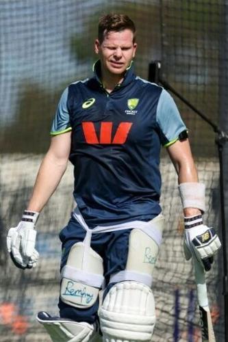 Australia will be heavily reliant for runs from Steve Smith, who will captain the side in Perth. "If Smith gets on a roll and he starts scoring runs, it's going to be a challenge for England," says his former team-mate David Warner.