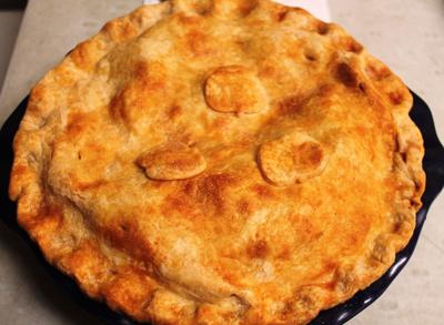 Carol Thomure's apple pie.JPG