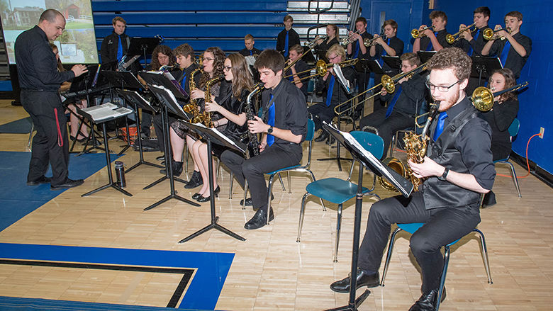 Ted Howell D4 -0012.jpg