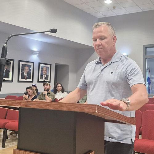 Jim Avery, a lawyer seeking the Republican nomination for state Senate District 22 in August 2026, criticized Arnold City Attorney Bob Sweeney on Aug. 21 during an Arnold City Council meeting.