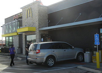 Man in SUV bumps into Festus McDonald's