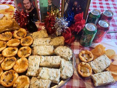 Hot Crab Heros, Barbecups