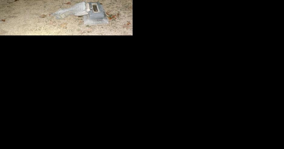 Vandals reportedly target De Soto City Cemetery | Police Fire - Vimarsana News