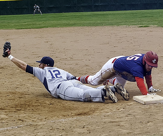 Ted Howell D3-51.jpg