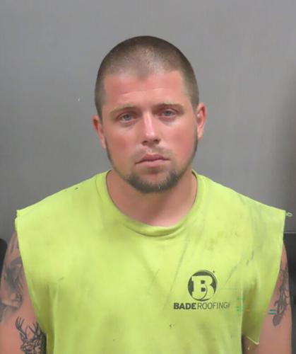 Fenton-area man accused of threatening woman, endangering children