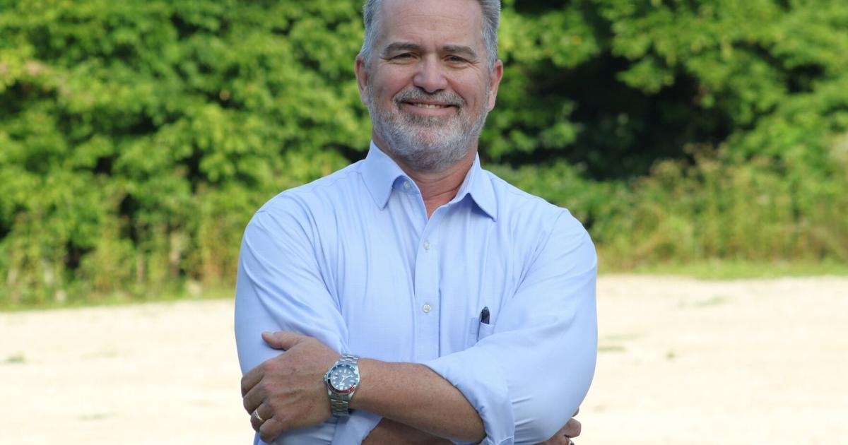 Howard withdraws from county executive race in August