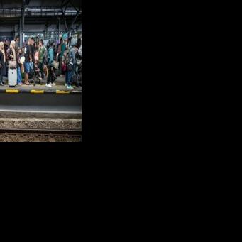 Millions of Indonesians in Eid travel exodus