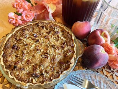 Fresh Peach and Praline Pie