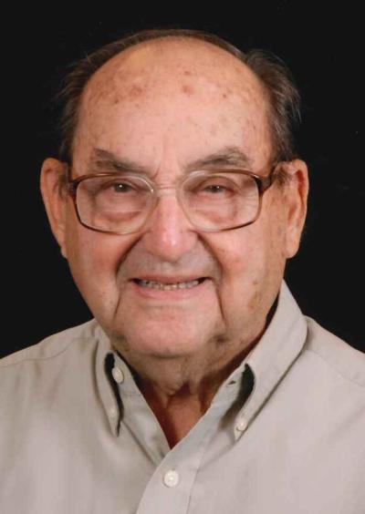 Schutte, Dominic.jpg