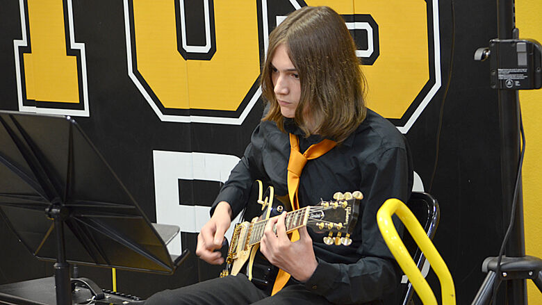 festus bands 3 (19).JPG