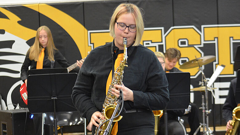 festus bands 3 (23).JPG