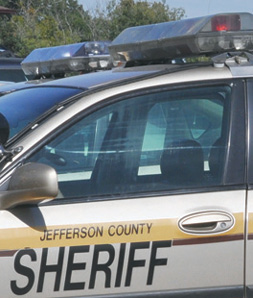 Burglar breaks window at Cedar Hill store to rip off energy pills 