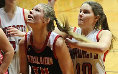 Paige Fowler, Abbie Edwards