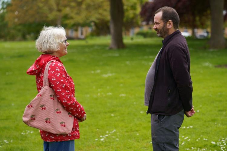 Woman has rare brain condition – which makes her think she has met “every person in the world”