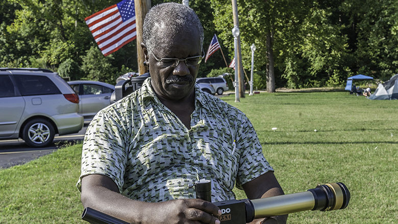 Ted Howell D3-43.jpg