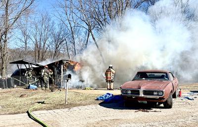 Fire damages multiple structures in House Springs due to wind