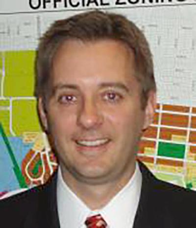 Arnold names next city administrator