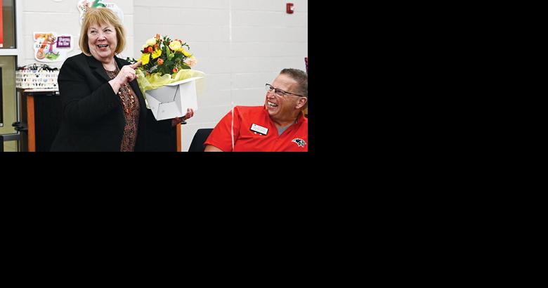 Aylesworth retires from Dunklin school board | Local News - Vimarsana News