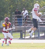 Elwood sets school record