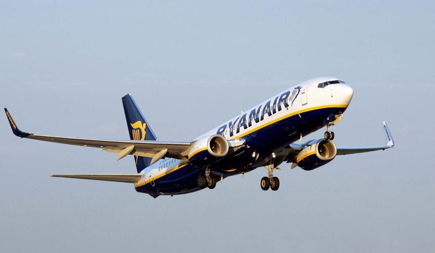 Mum gets £4k payout after cup of tea spills on her lap during Ryanair flight