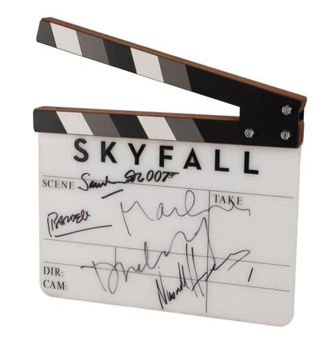 Daniel Craigs Skyfall suit sells for £25k in Bond auction