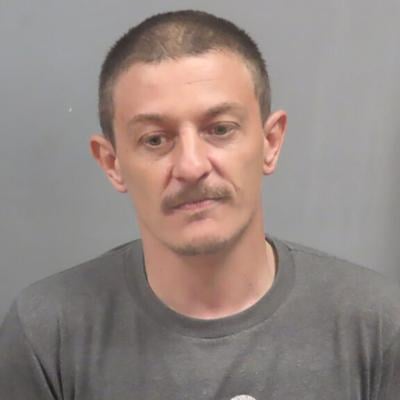 House Springs man charged with child enticement