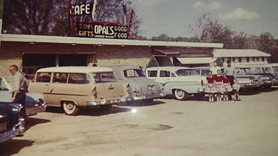 Full parking lot circa 1962.jpg