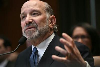 US Commerce Secretary Howard Lutnick said 'hundreds are in the queue' for the 'gold card' visa program