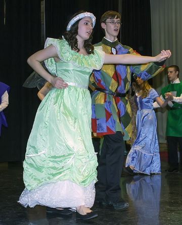 Ted Howell D4-21.jpg