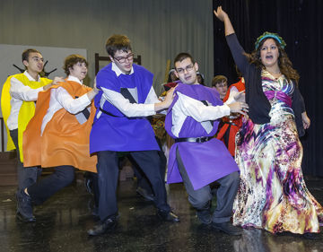 Ted Howell D4-64.jpg