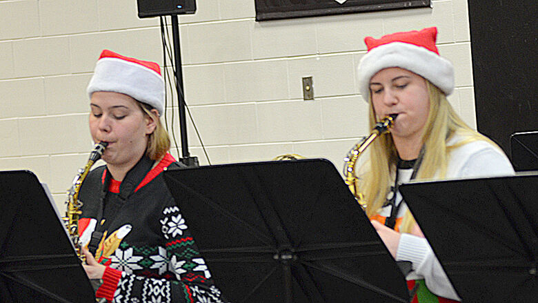 festus band christmas (39).JPG