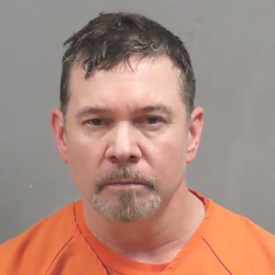 Man, woman allegedly steal items from Arnold home