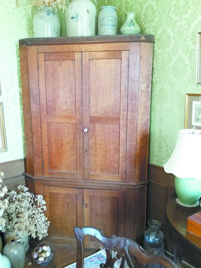 Shideler cupboard