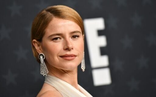 Jessie Buckley is the firm favorite to sweep awards season for her work in Chloe Zhao's 'Hamnet'