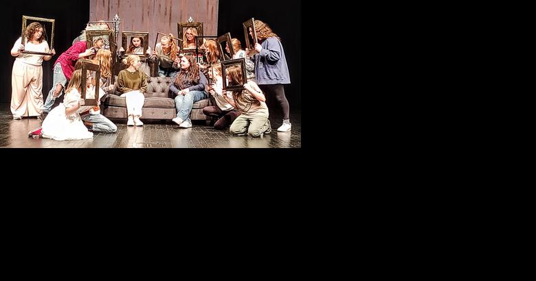 Hillsboro High students perform 'The Addams Family' | Local Events - Vimarsana News