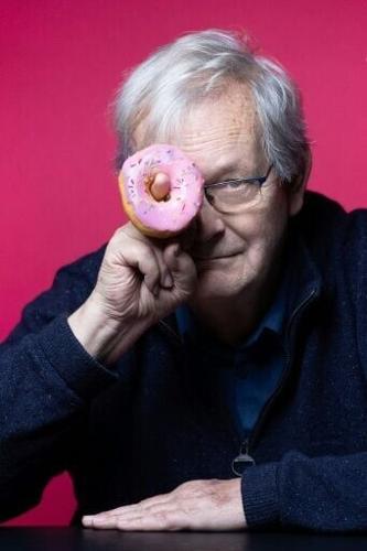 Renowned British photographer Martin Parr dies aged 73