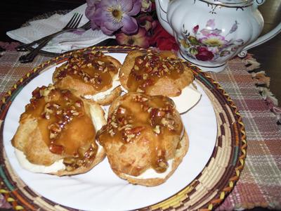 Praline Cream Puffs