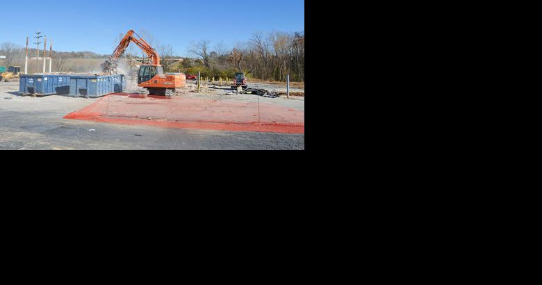 Laddie Boys restaurant building torn down | Local News - Vimarsana News
