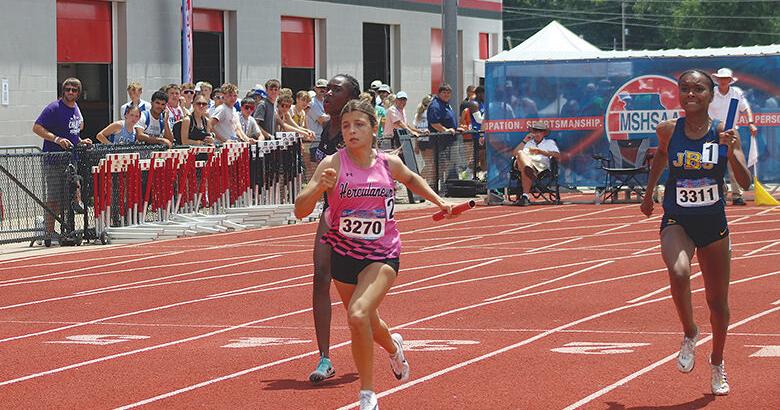 Blackcats led field for 2 days before finishing third at state
