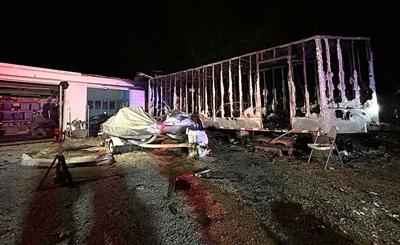 Fire destroys De Soto-area mobile home