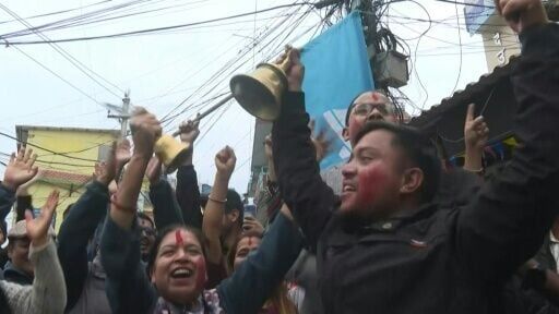 Nepal election: supporters of Shah's RSP rally as early trends show lead