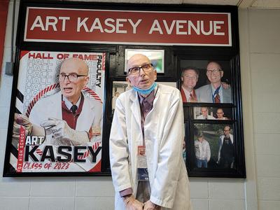 Retired Fox High science teacher Art Kasey dies