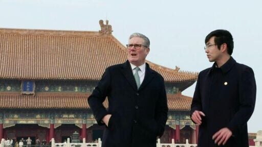 UK PM Starmer tours Forbidden City