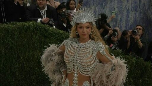 Beyonce walks the Met Gala red carpet with Jay-Z and Blue Ivy