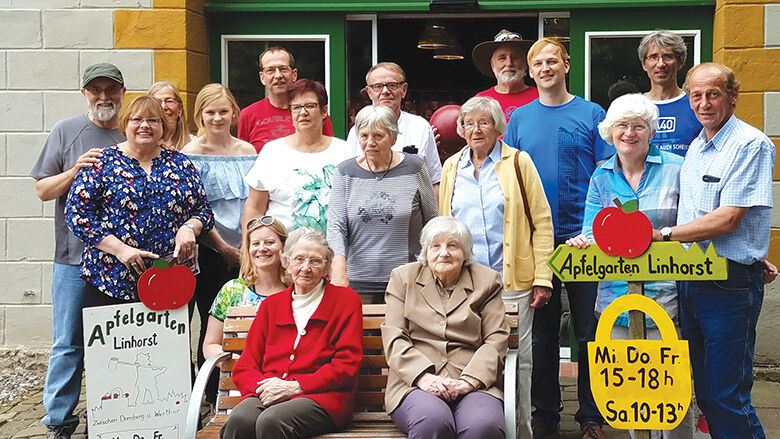 Don and Ann Linhorst pose with his cousins during a 2017 visit to Steinhagen, Germany.