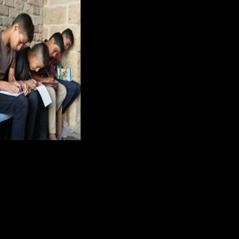 Schools but no books: Gaza's children return to makeshift classrooms