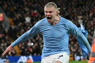 Erling Haaland put Manchester City in front from the spot